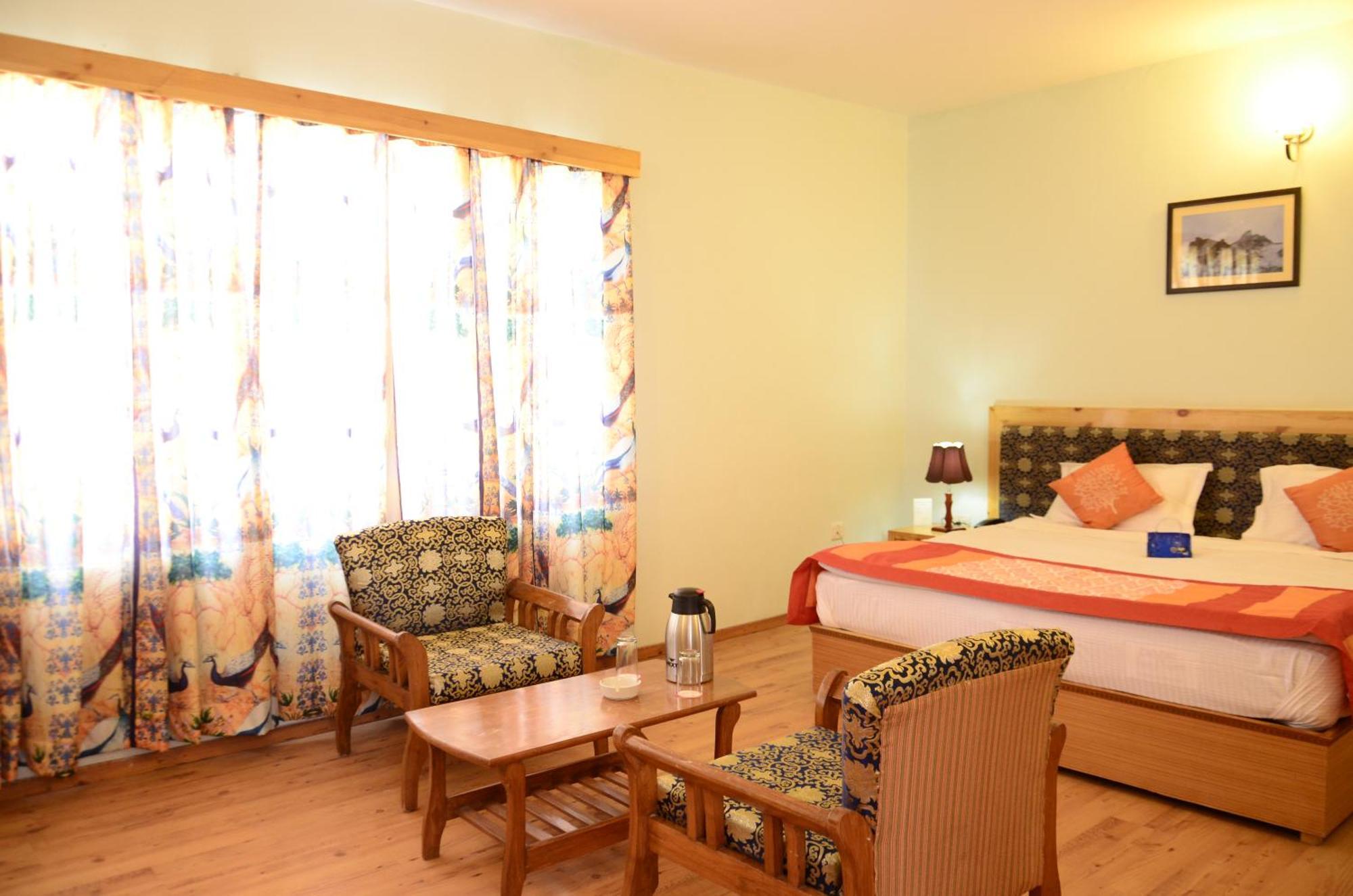 Hotel Lingzi 2*